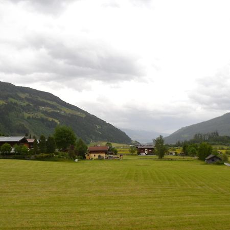 Hotel Gaestehaus Reichholf Neukirchen am Großvenediger Zewnętrze zdjęcie